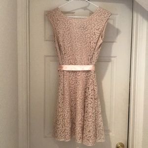 Beautiful Tahari Arthur S Levine Dress Size 6